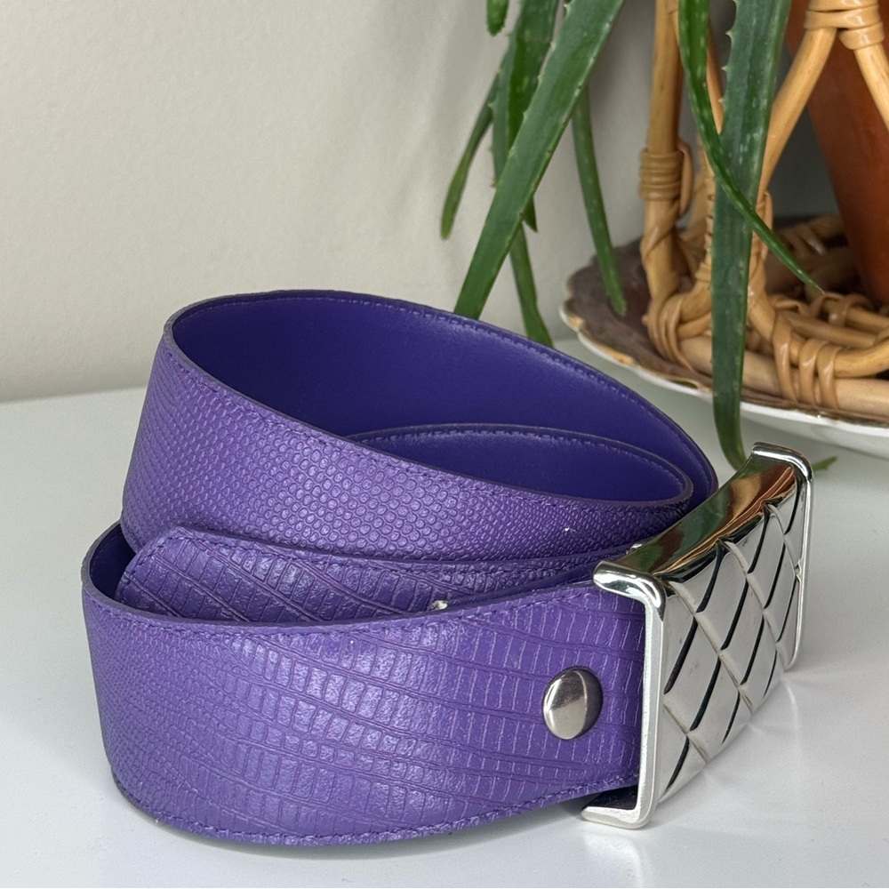 Vintage 80s Purple Leather Waist Belt Quilted Silver Buckle Statement Cinch Belt - Picture 2 of 9
